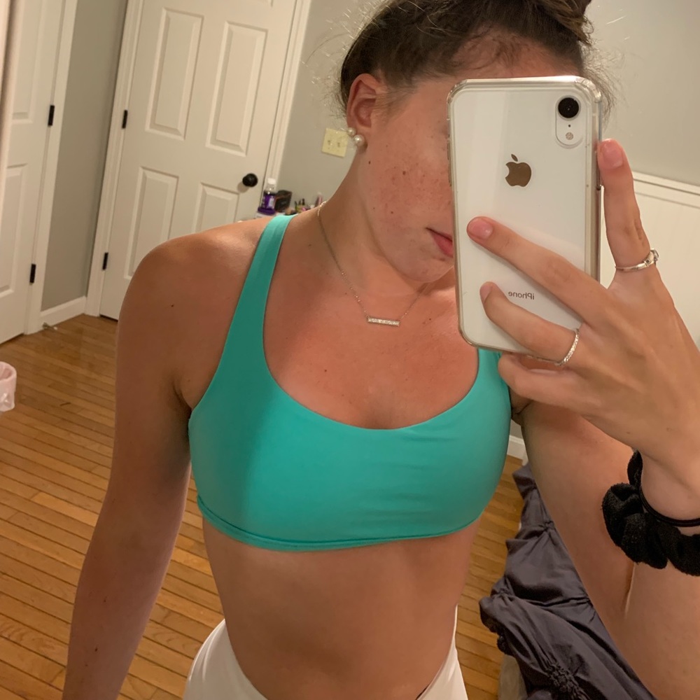 Lululemon Free to Be Wild Sports Bra